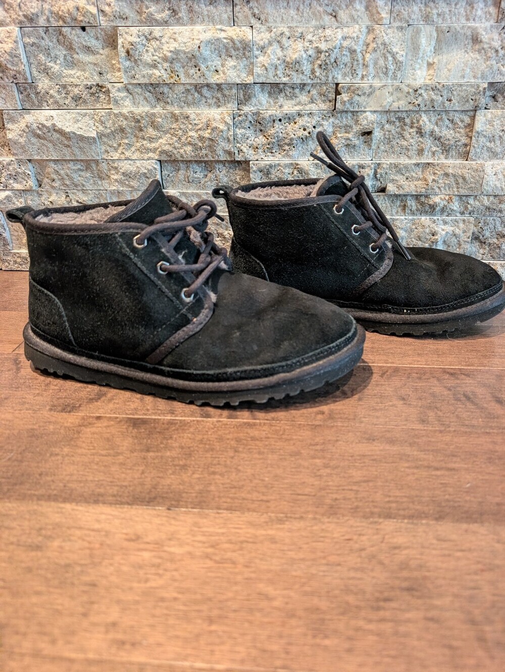 UGG Neumel Chukka Boot US 8 - Picture 8 of 11